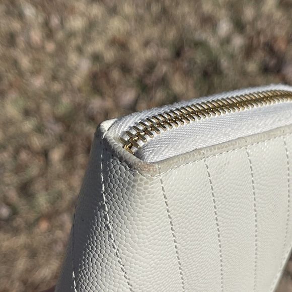 Saint Laurent YSL Cassandre Matelasse Zip Around Wallet Leather White And Gold - Picture 5 of 15